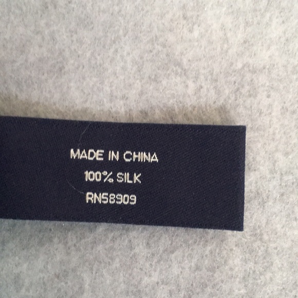 NWOT Cremieux Silk Square Scarf Red      W/ Green Plaid - Picture 8 of 8